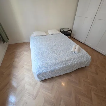 3 Old Town Flat - Munstere *
